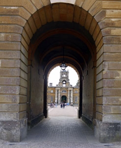 Exploring the Palace - St. Clare's, Oxford