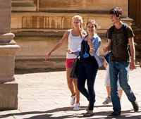 St Clares Oxford - English Language courses plus Academic Subjects