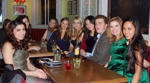 Bardwell students enjoy their Christmas Party at Oxford's Jericho Tavern