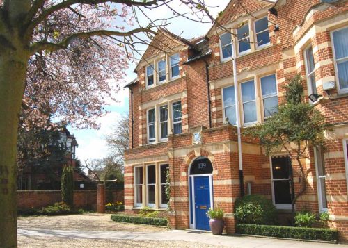 front of building at 139 banbury road